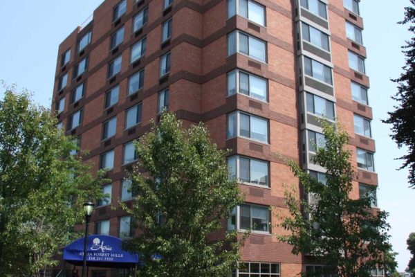 ForestHills_Exterior3