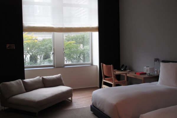 Andaz_Bedroom2